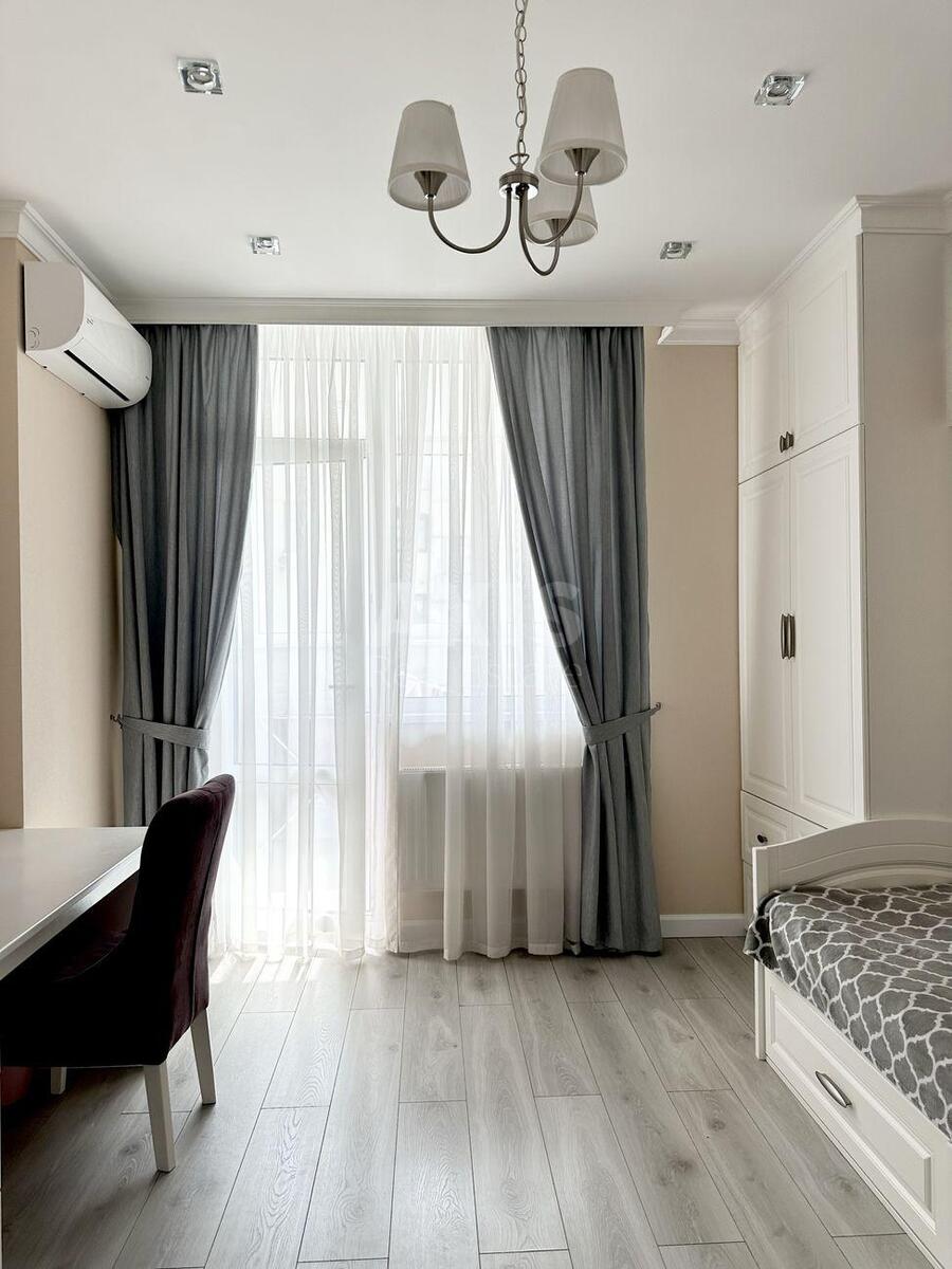 4k apartment vul. Samiyla Kishky 12608669