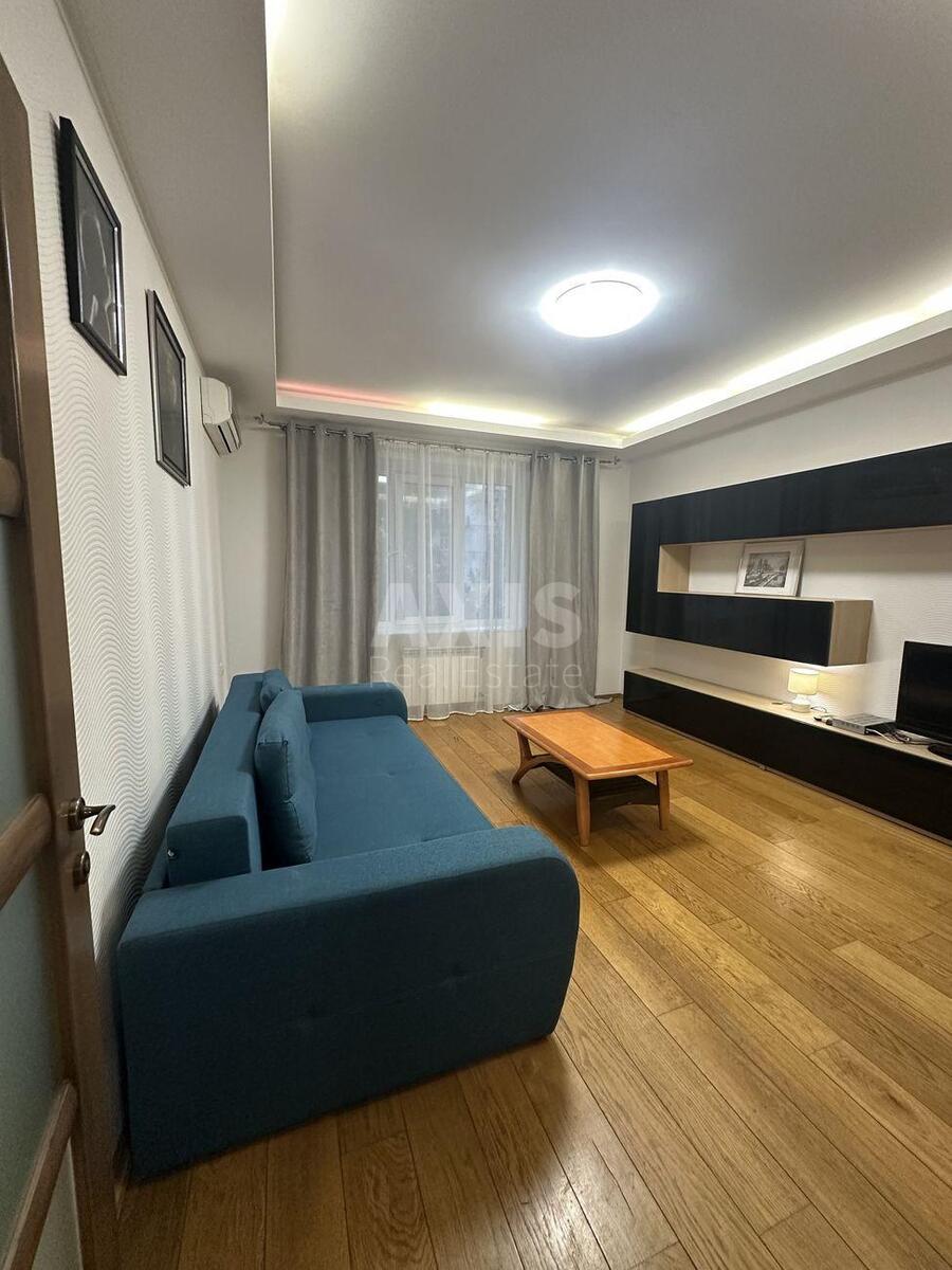 2k apartment vul. Instytuts'ka 22/7609865