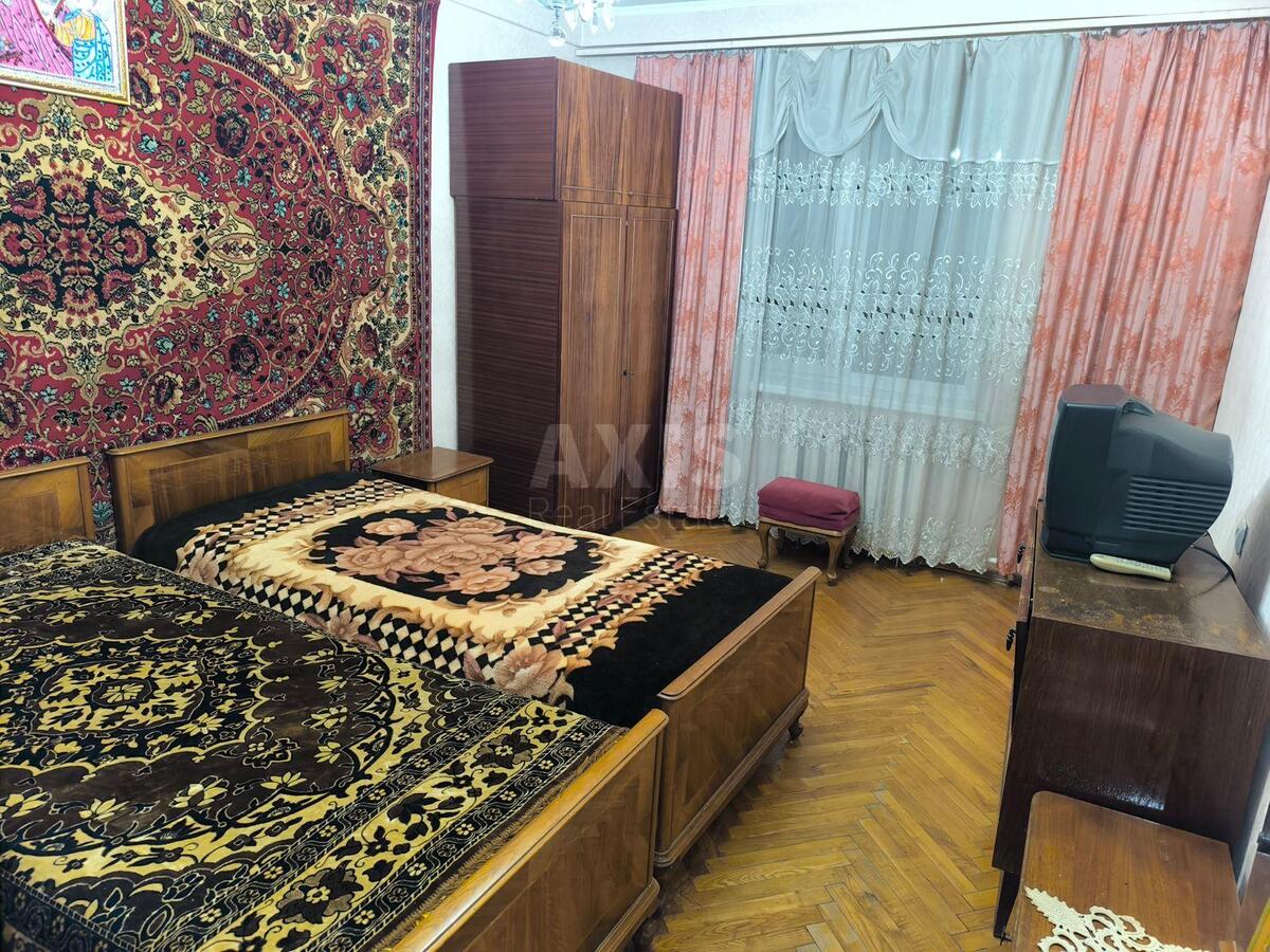 3k apartment vul. Lytvynenko-Vol'gemut 2А567206