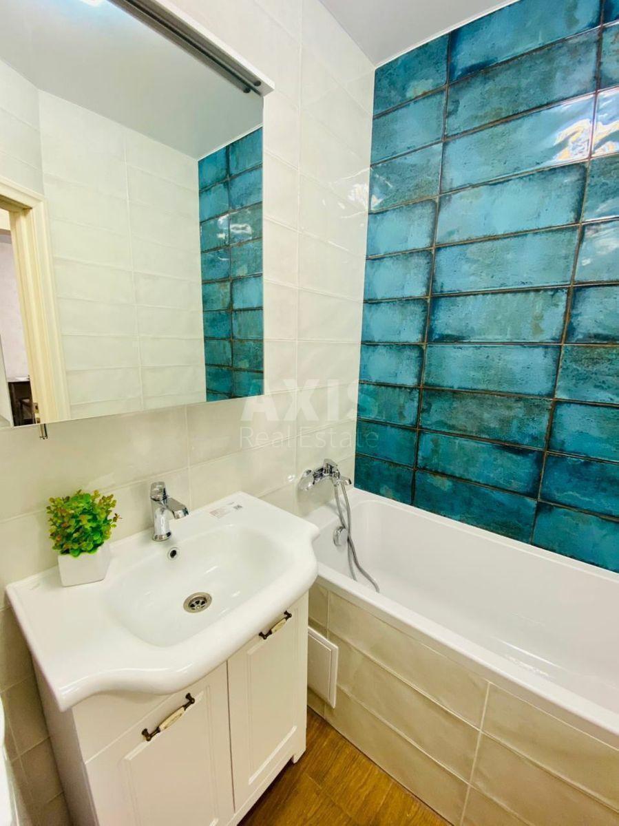 1k apartment vul. Myhajla Maksymovycha 265