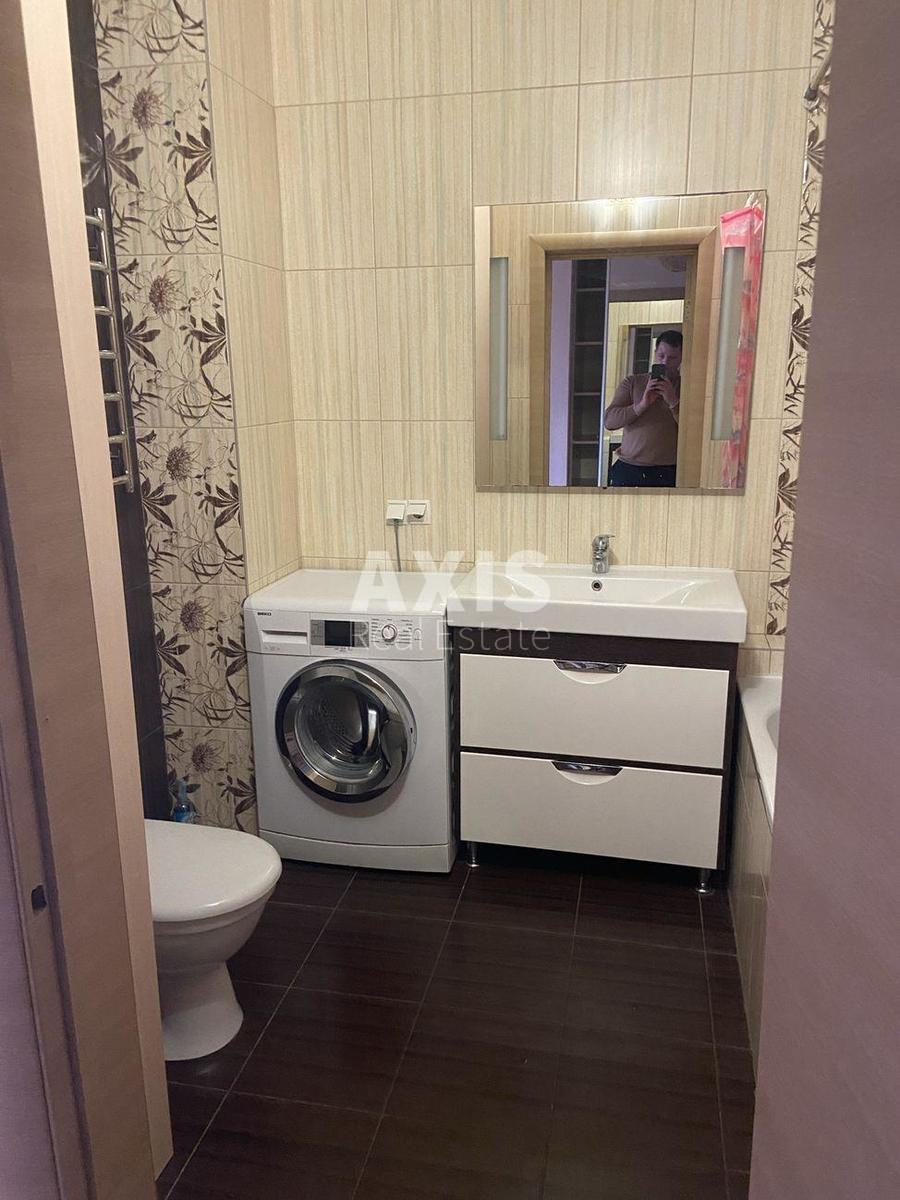 1k apartment vul. Petryc'kogo Anatolija 172