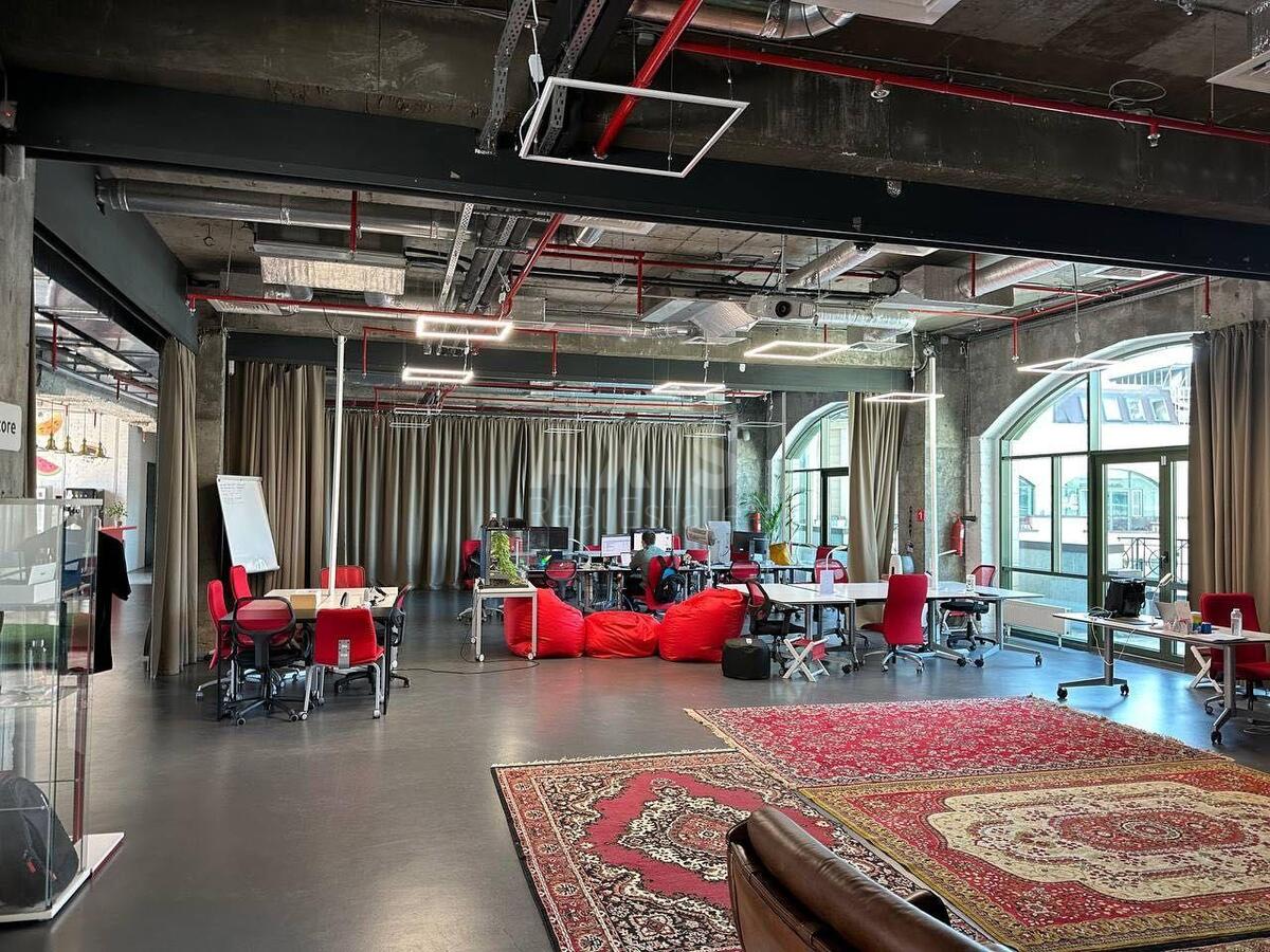 Office vul. Velyka Vasyl'kivs'ka 5, 500m20