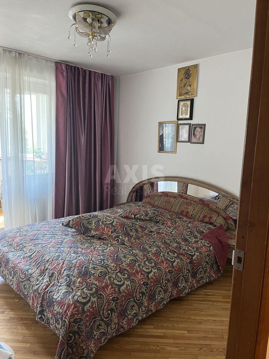3к квартира ул. Ахматовой Анны 3А576099