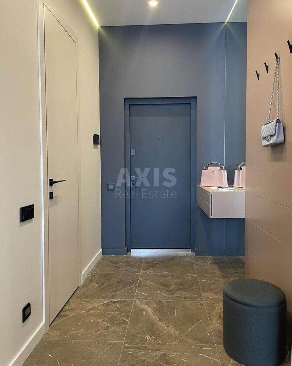 3k apartment vul. Dragomyrova Myhajla 14А6