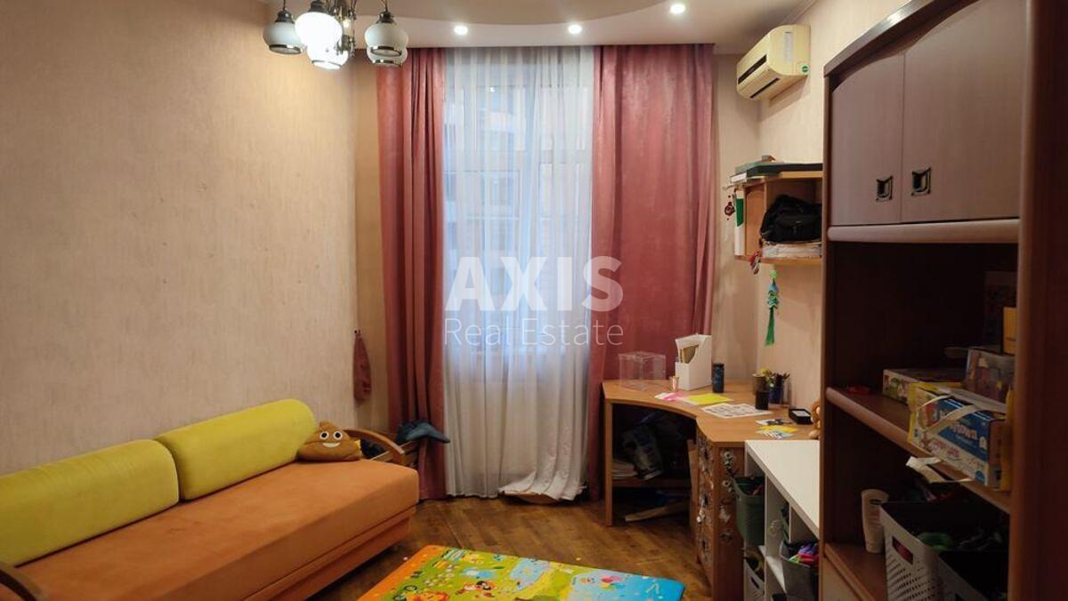 4k apartment vul. Staronavodnyc'ka 6б2