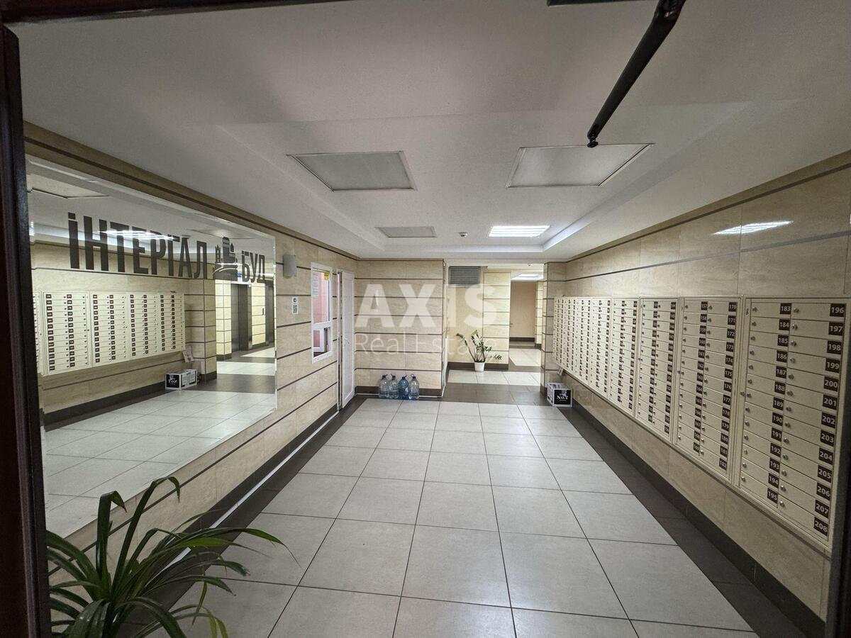 1к квартира ул. Семьи Кульженков 33568629