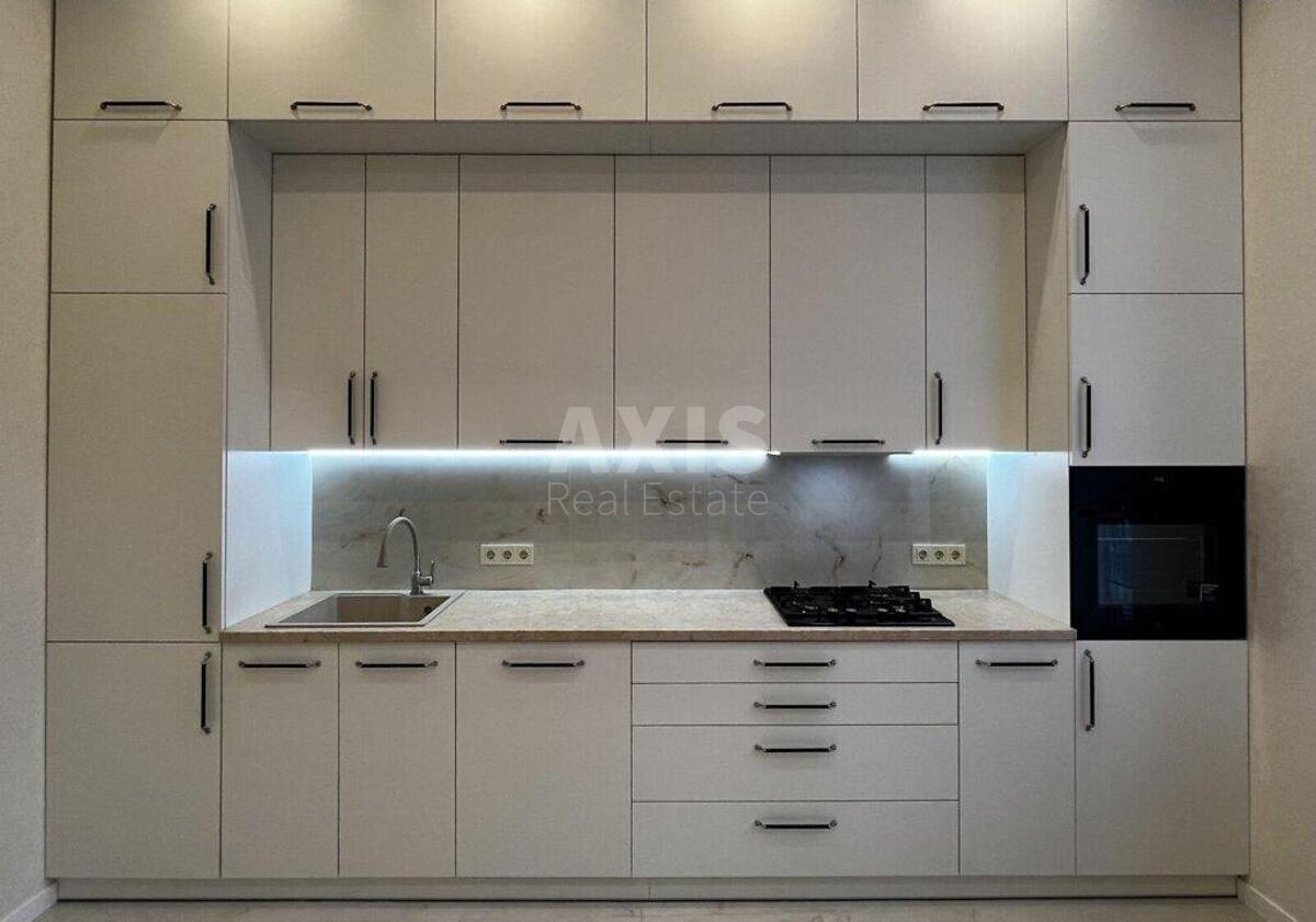 3k apartment vul. Tarasivs'ka 8