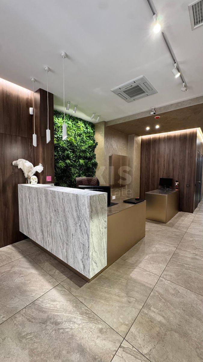 Office vul. Barbjusa Anri 51/1А, 138m2583874