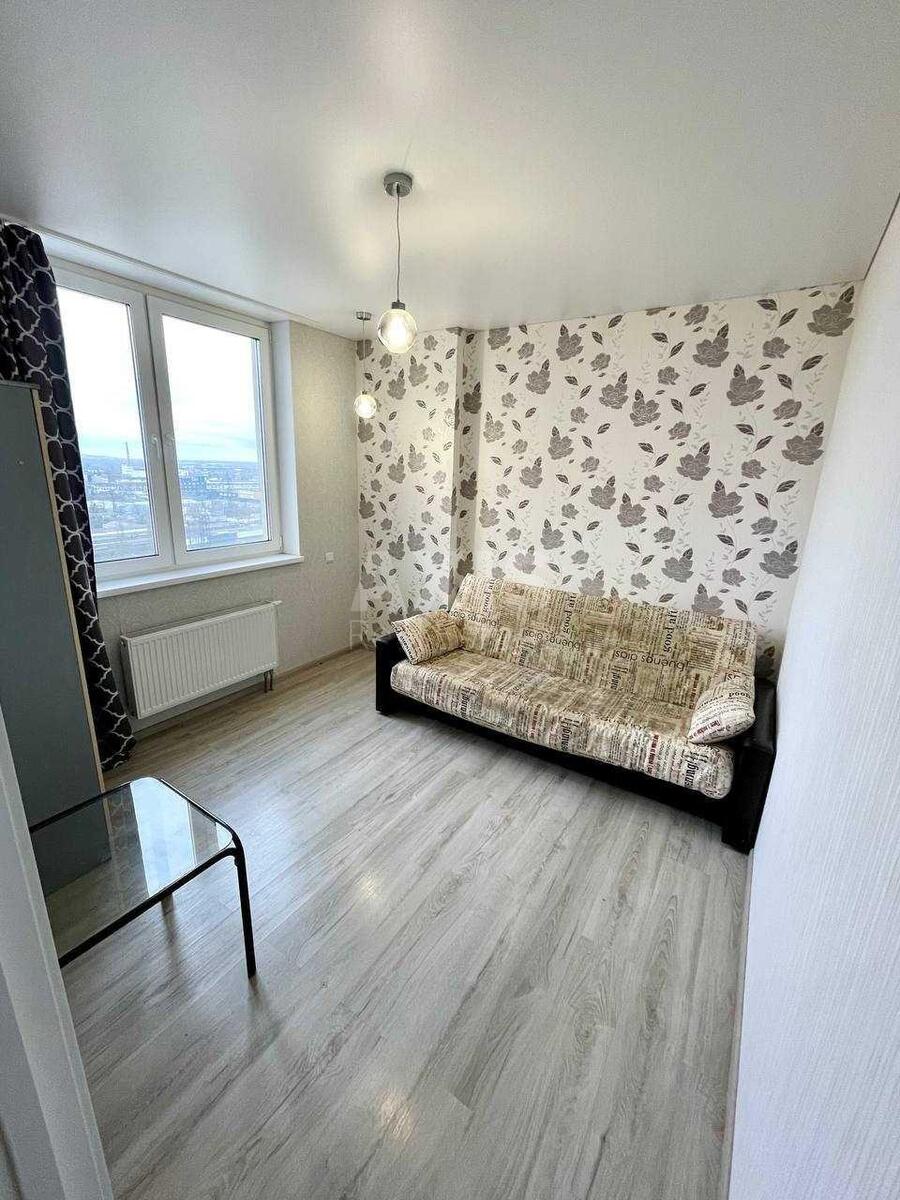 1k apartment prov. Baltijs'kyj 230