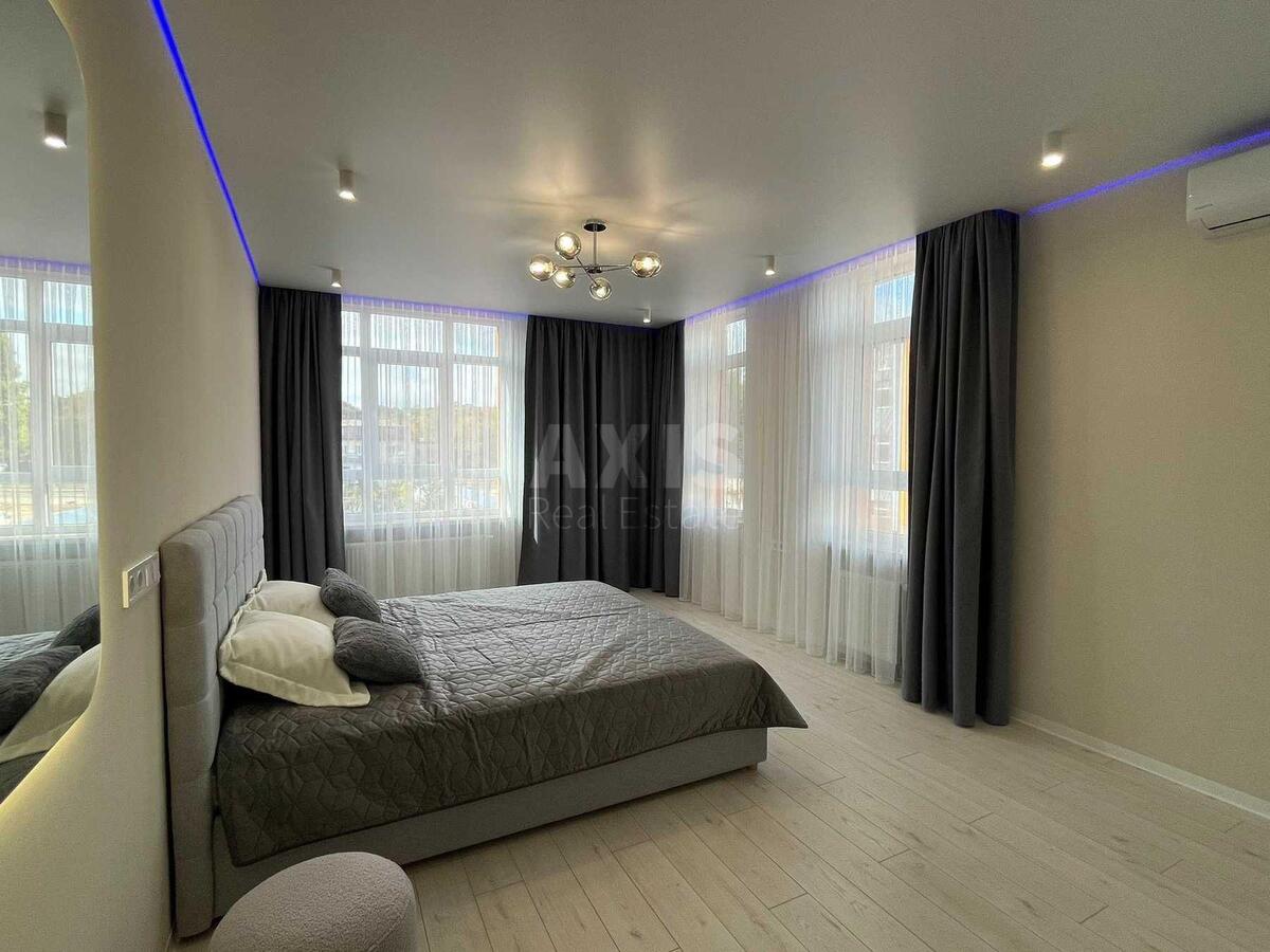 2k apartment vul. Berezhans'ka 15629933