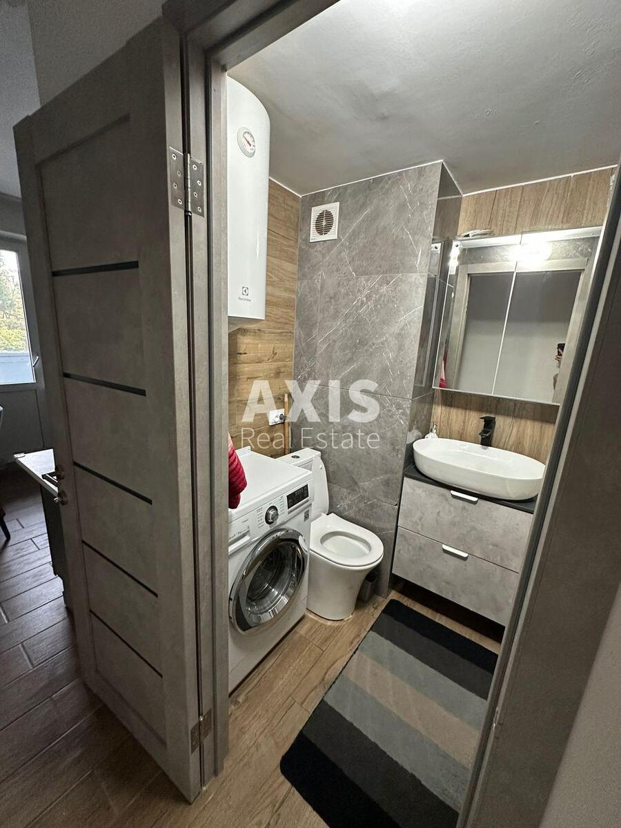 3k apartment vul. Jordans'ka 1478131