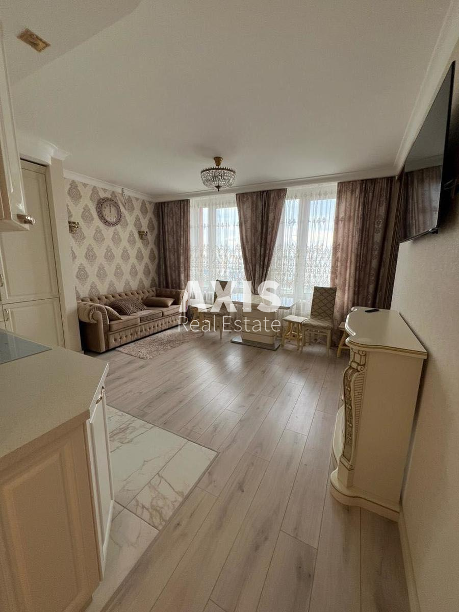 2k apartment nab. Dniprovs'ka 18А3
