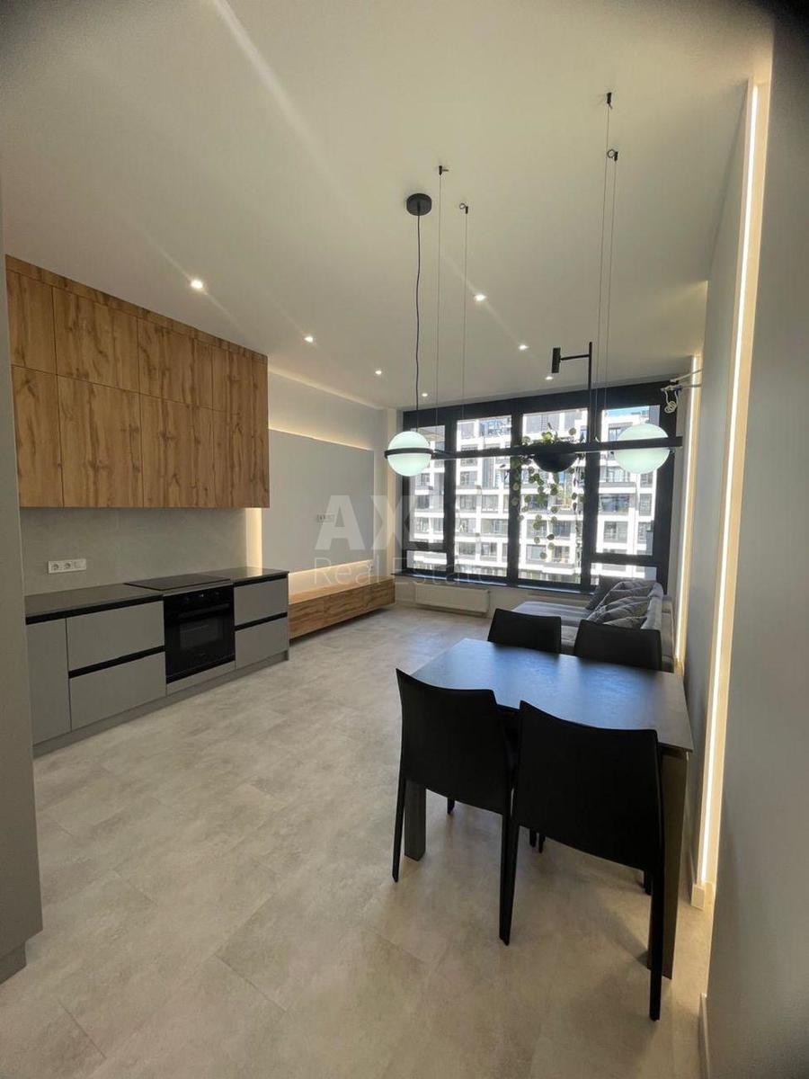 3k apartment vul. Zlatoustivs'ka 27