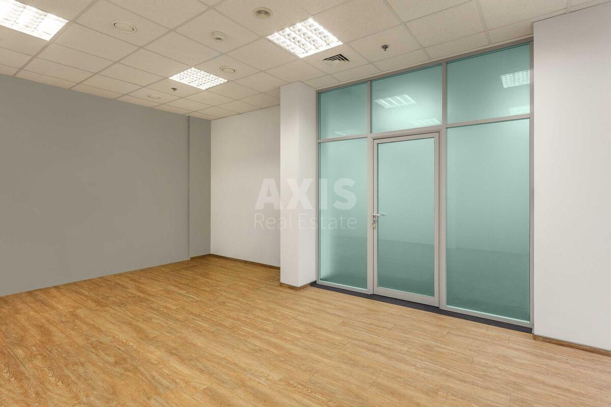 Office vul. Amosova Mykoly 12, 271m24