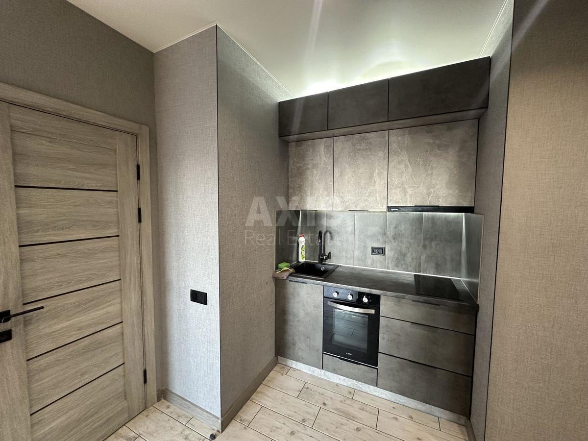 1k apartment vul. Nyzhn'okljuchova 144