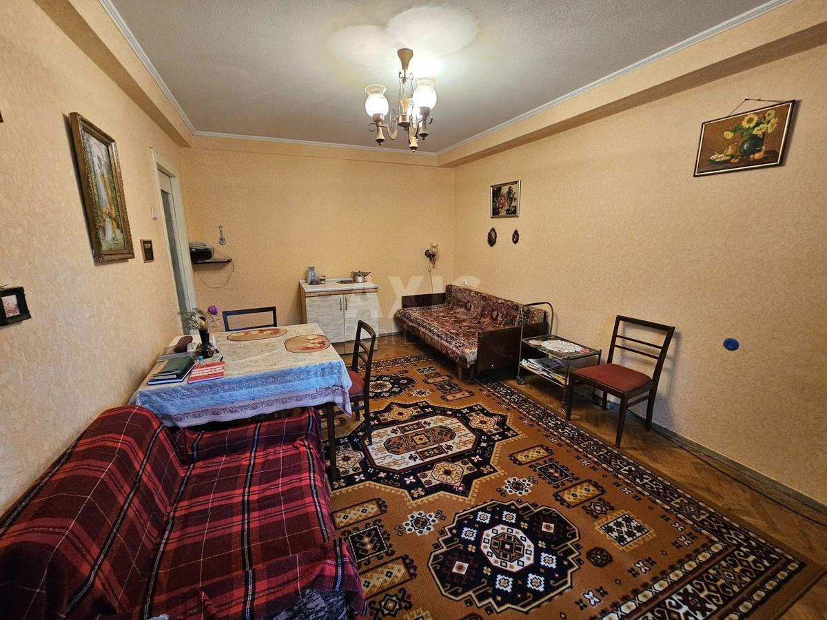 1к квартира ул. Сосниных Семьи 2А3