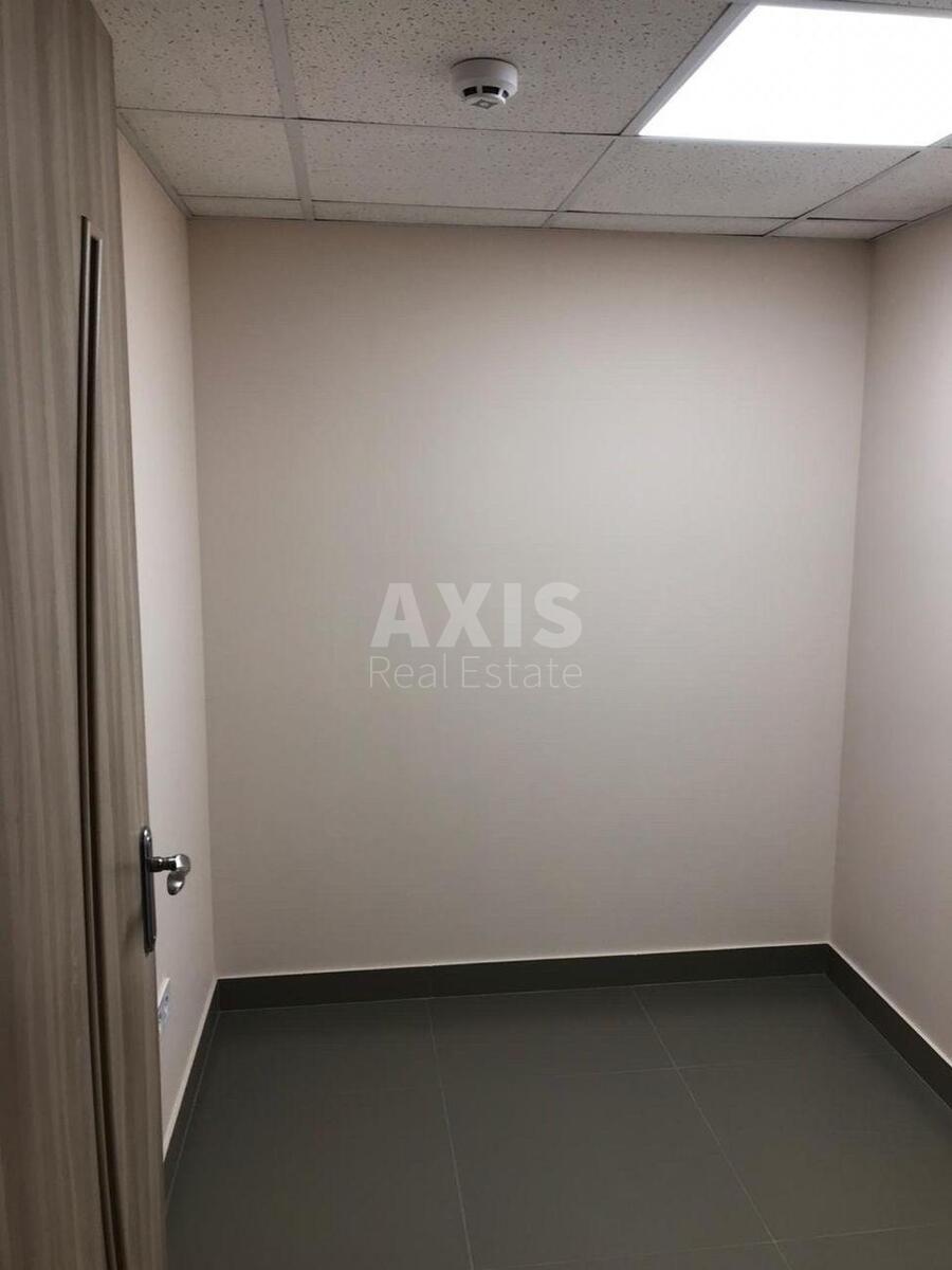 Trade object pr-t Berestejskij 1/33, 106m26131810