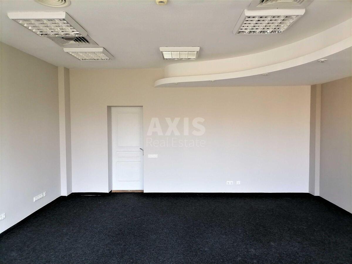 Office vul. Golosii'vs'ka 17, 159m20