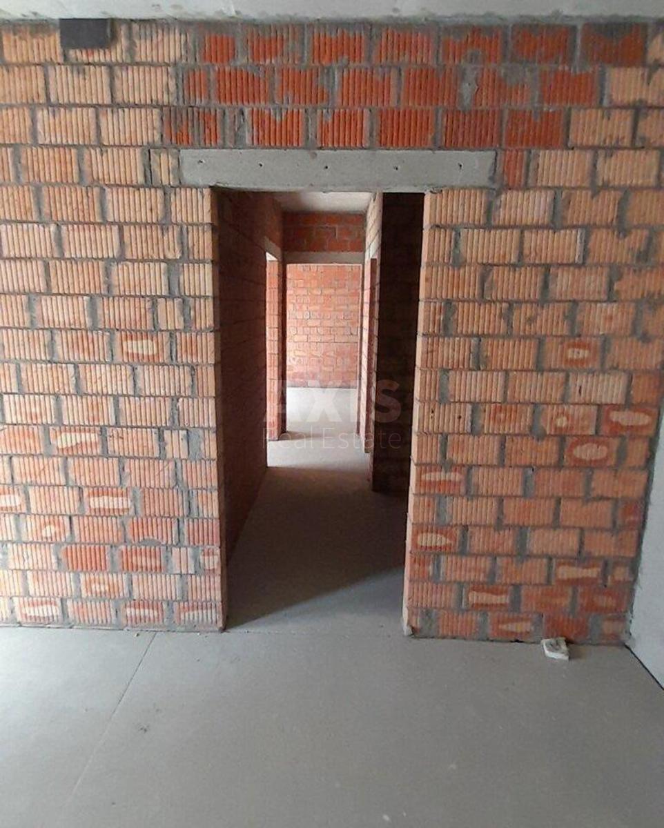 2k apartment vul. Kravchenka Mykoly 243