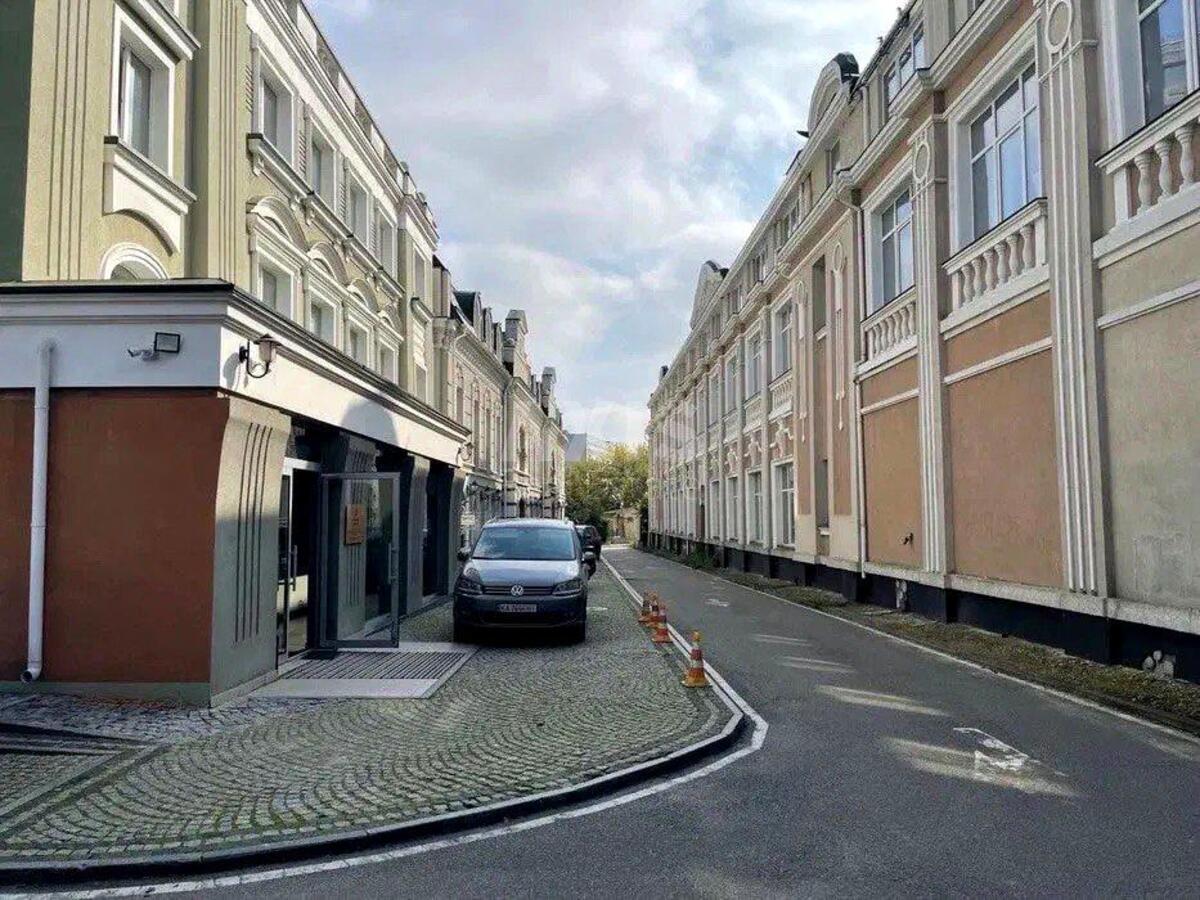 Office vul. Jaroslaviv Val 29Б, 1452m2