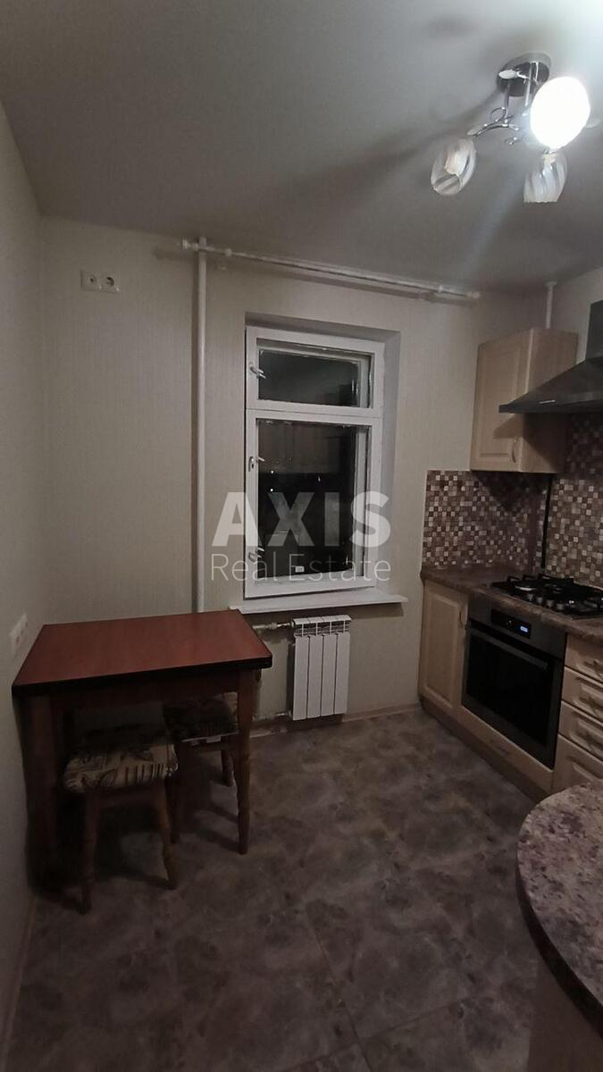 1k apartment vul. Kashtanova 116