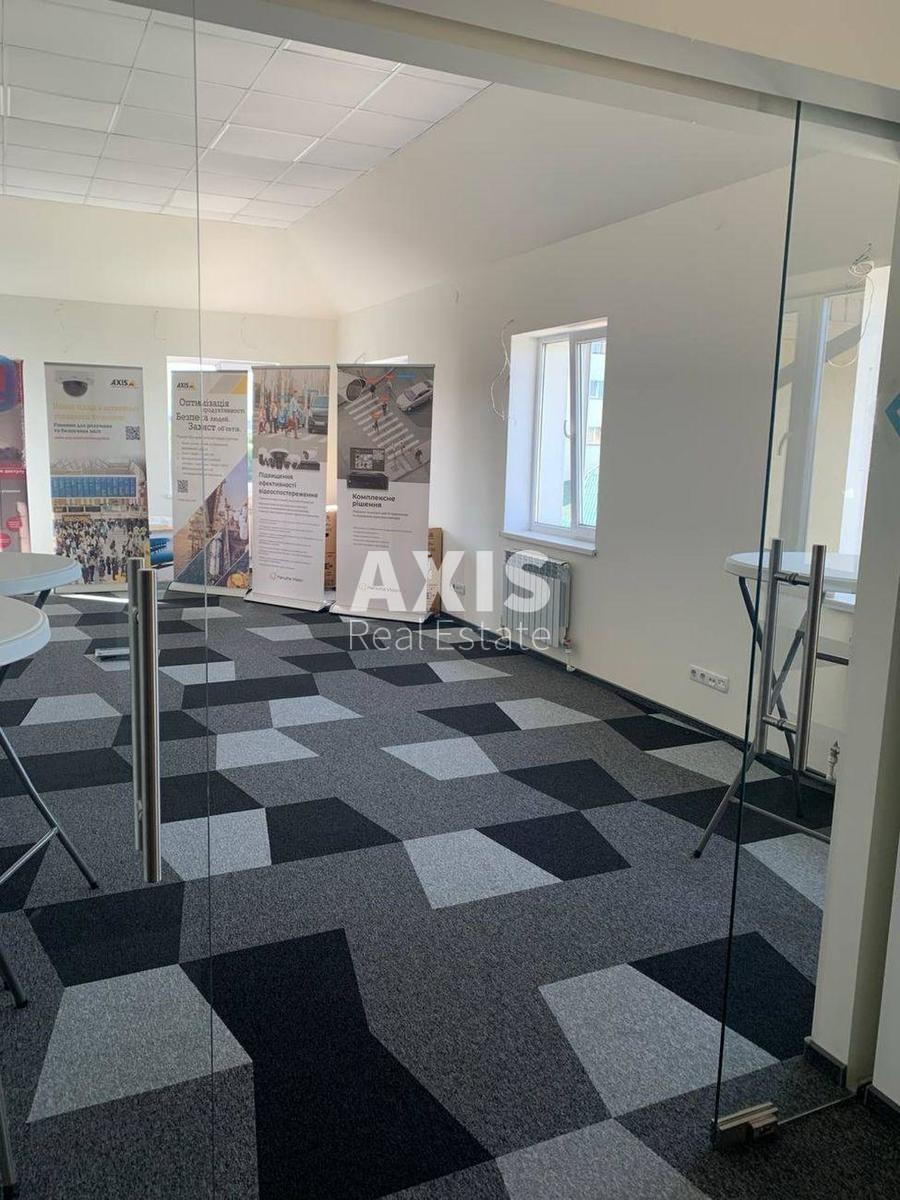 Об'єкт сервісу вул. Введенська 6, 210м2