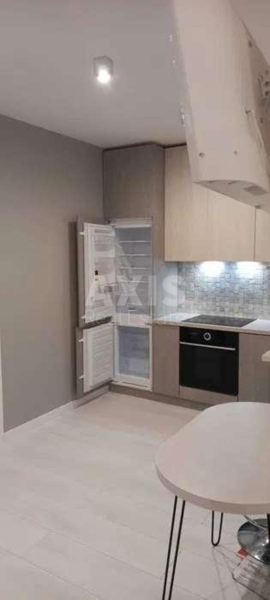 2k apartment vul. Lypkivs'kogo Vasylja Mytropolyta 37Г
