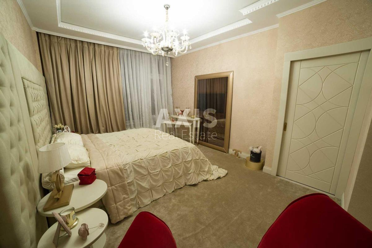 1k apartment vul. Mel'nykova 18Б5