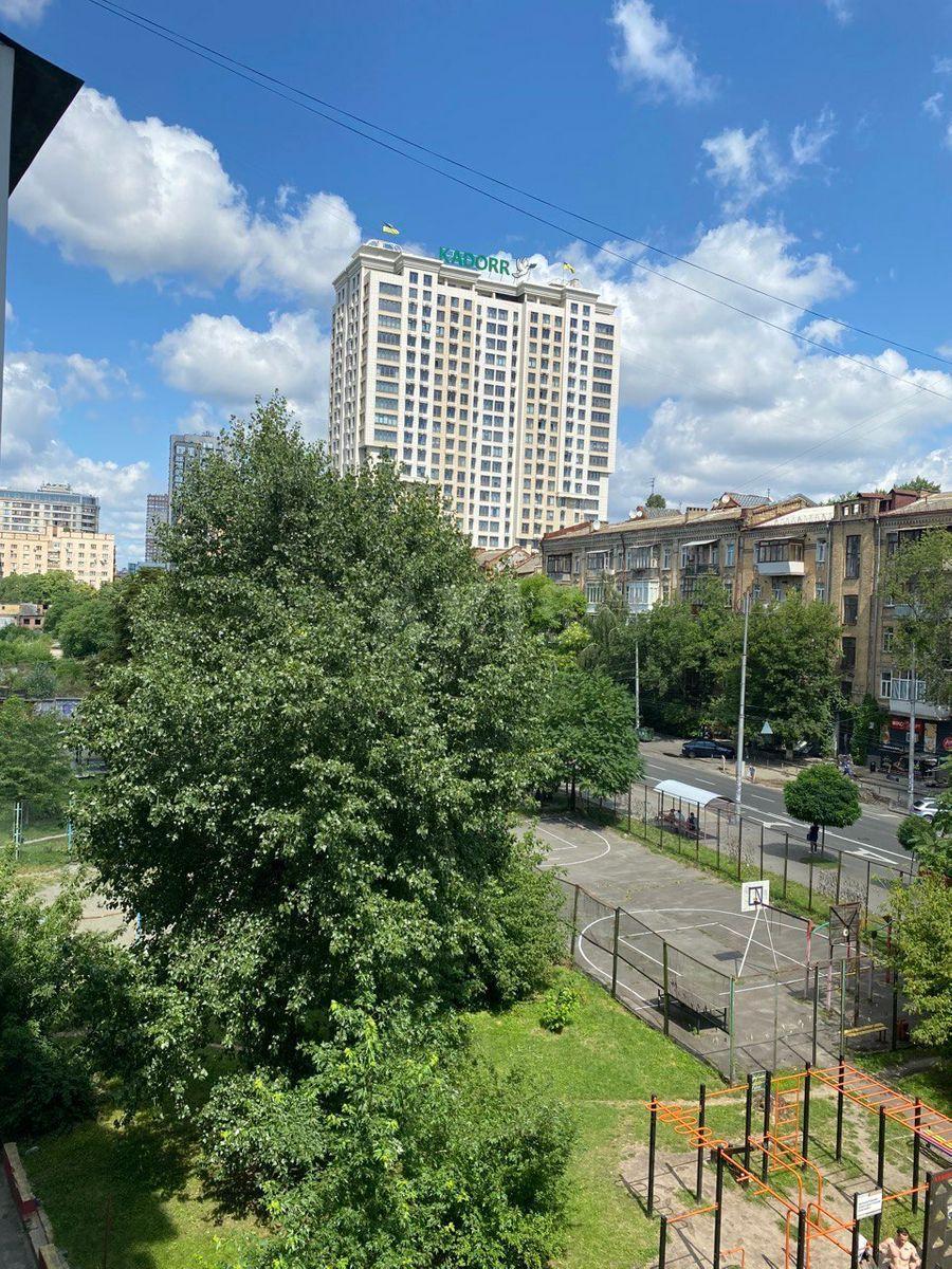 1к квартира ул. Жилянская 4510