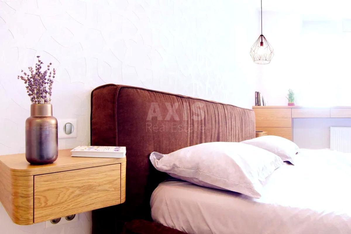 1к квартира ул. Михаила Максимовича 34Б640010