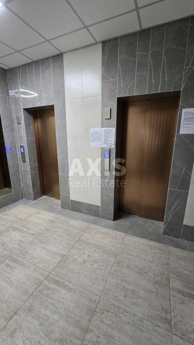 3k apartment vul. Dragomyrova Myhajla 14Б5