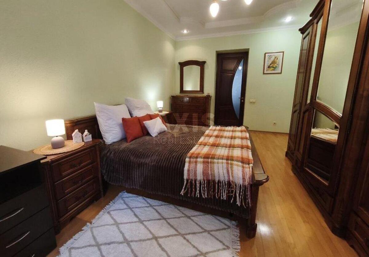 2k apartment vul. Cytadel'na 5/9625923