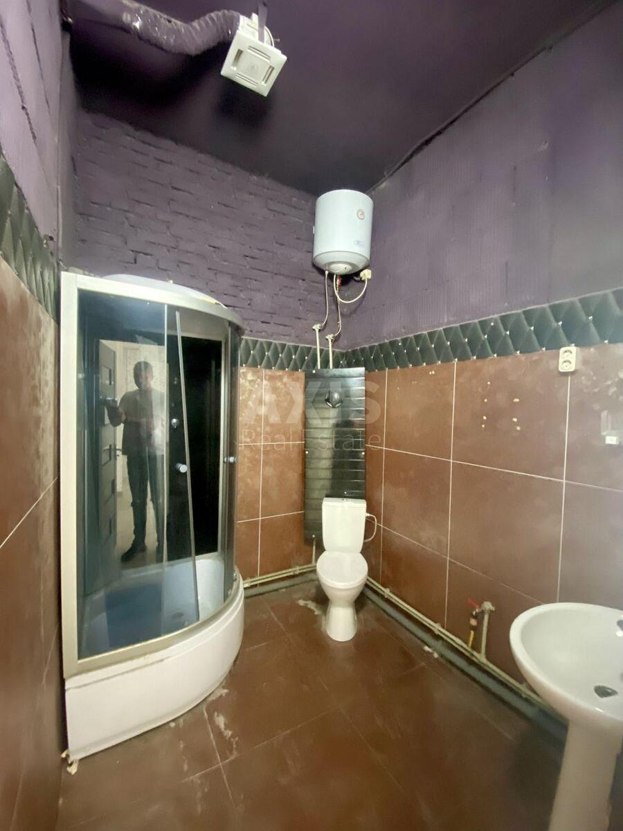 Объект торговли ул. Трускавецкая 2А, 64м28
