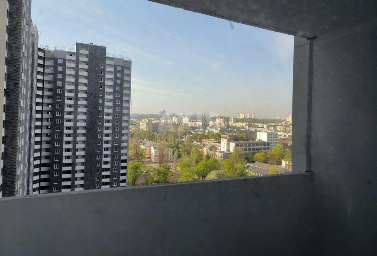1k apartment vul. Berezhans'ka 15