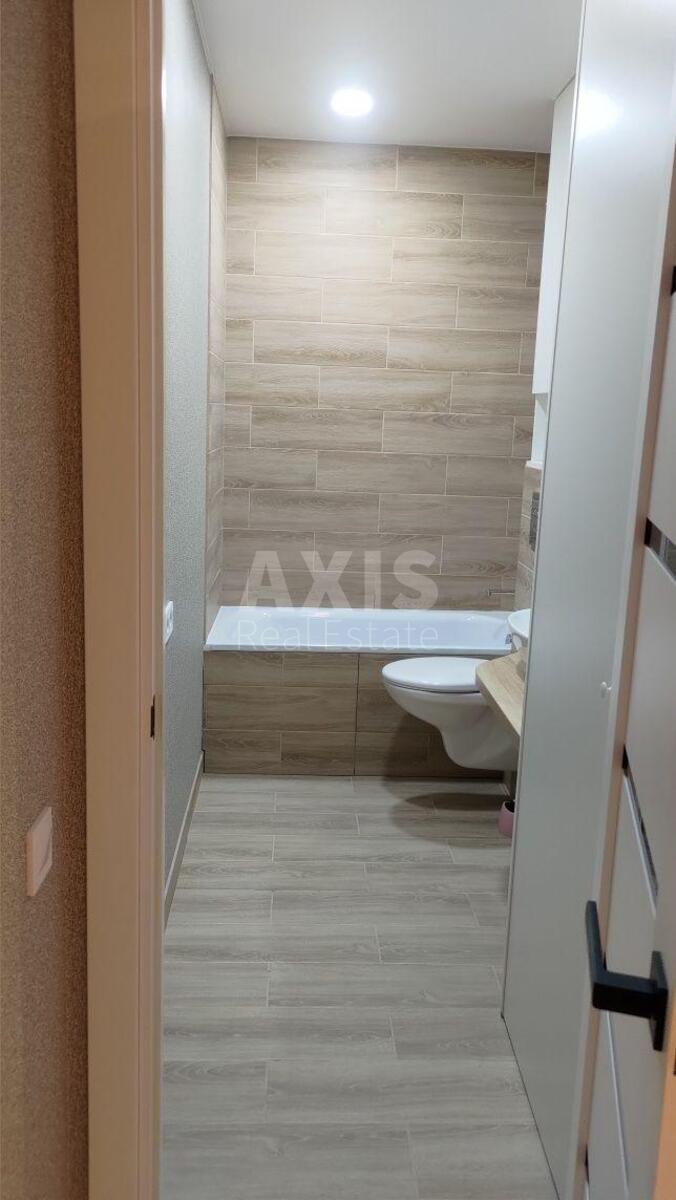 1k apartment vul. Kamianska 127А5