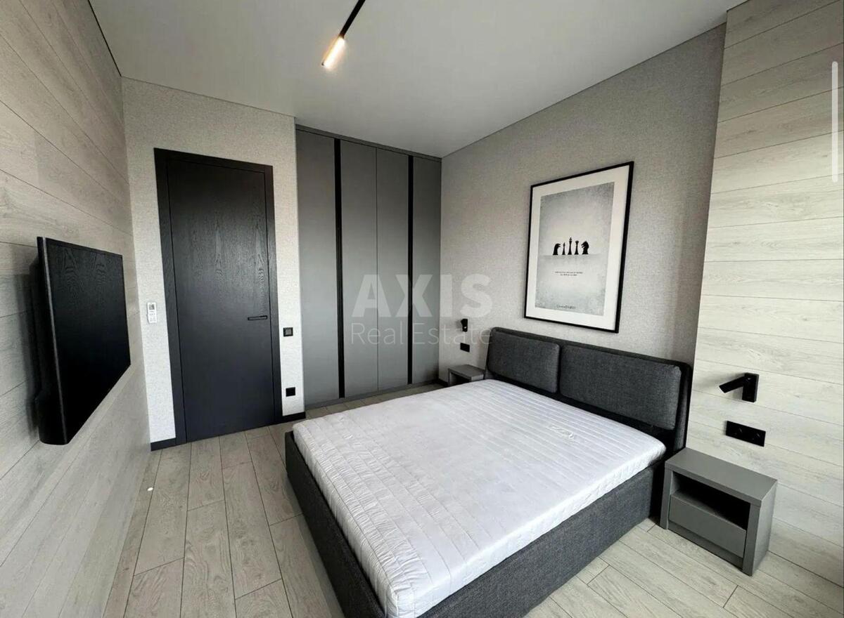 1k apartment pr-t Berestejskij 11623792