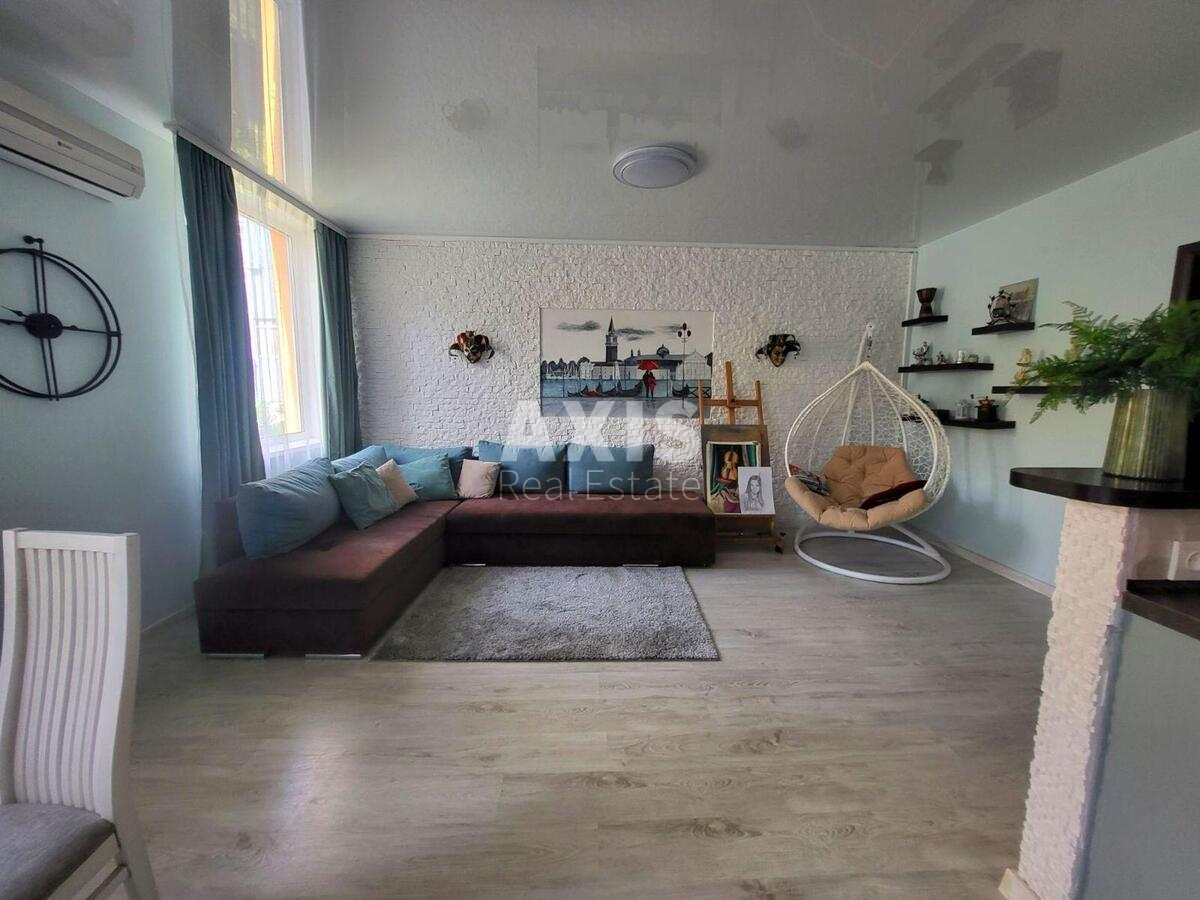 3k apartment vul. Regeneratorna 4, корп. 1500140