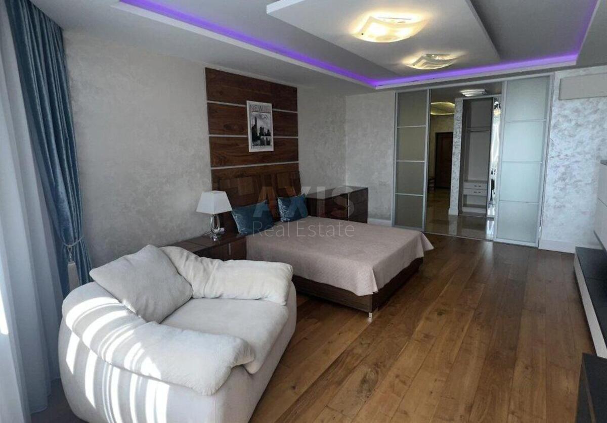 4k apartment bul. Shevchenka Tarasa 27Б577334