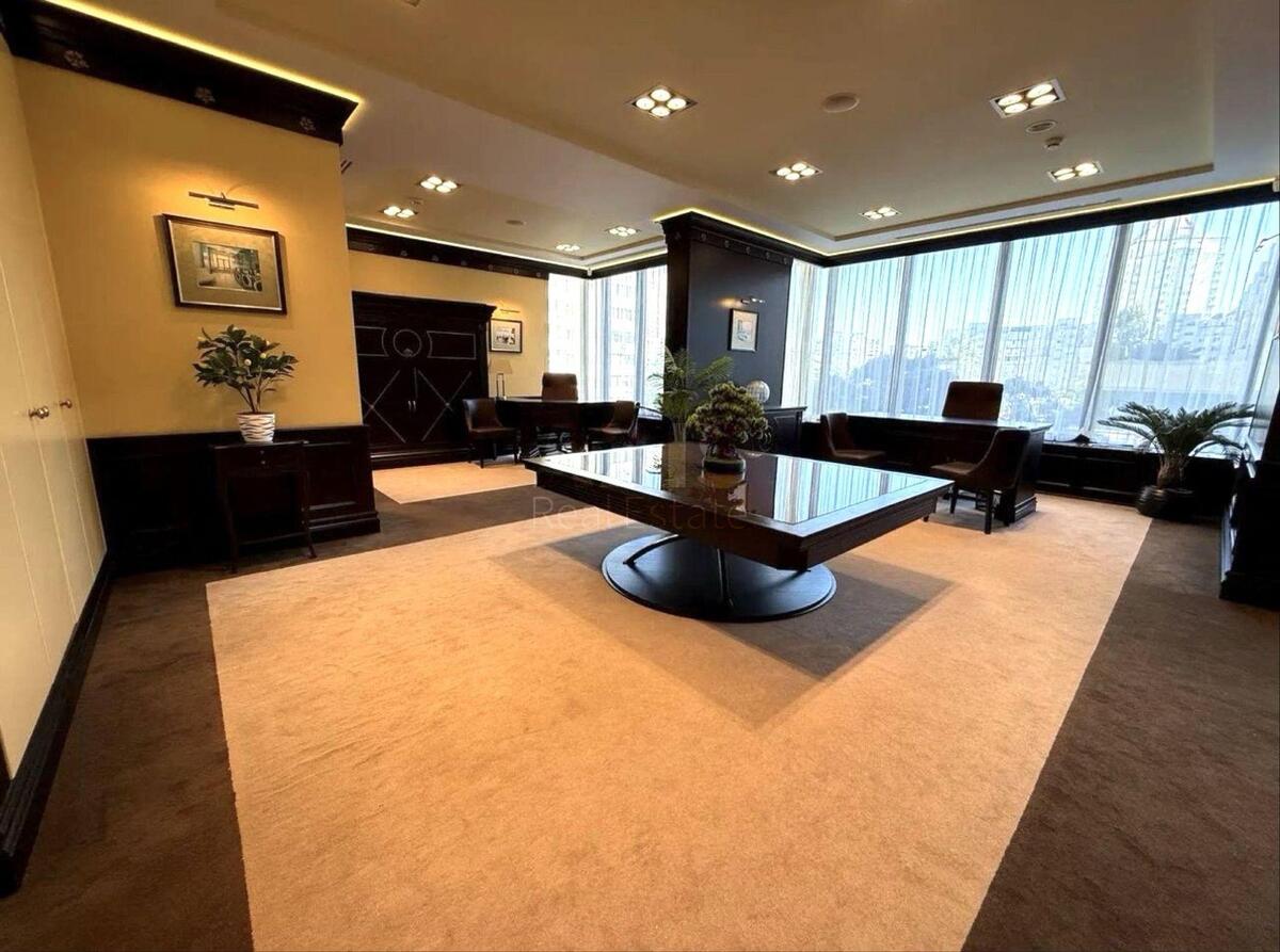 Office pr-t Obolons'kyj 26, 119m2621700