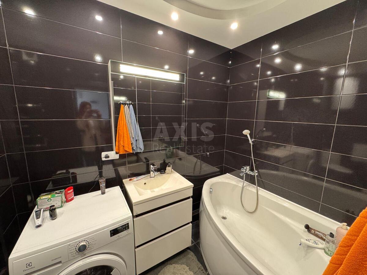 1k apartment vul. Ryz'ka 73Г5790310