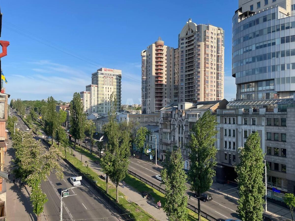 4k apartment bul. Shevchenka Tarasa 5812