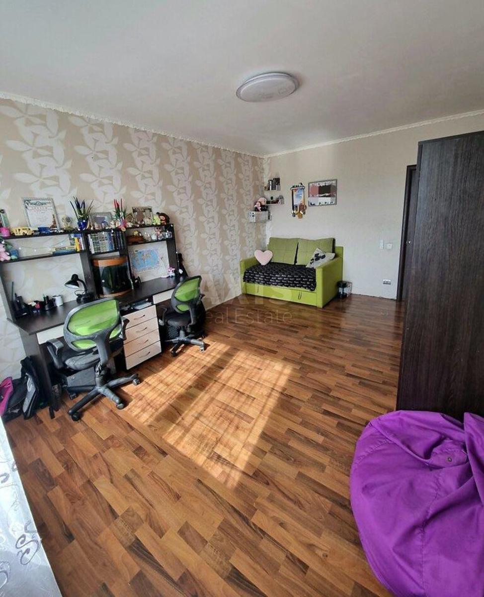 2k apartment vul. Lavruhina Mykoly 84