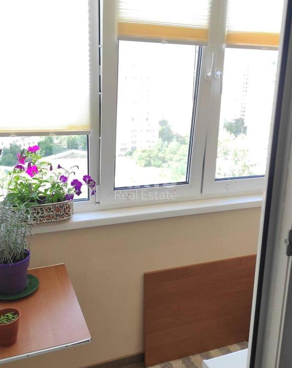 1k apartment vul. Krushel'nyc'koi' Solomii' 13393098