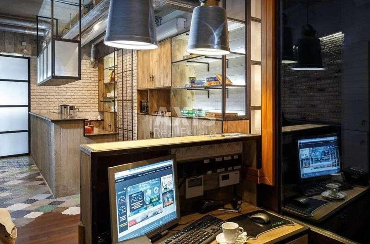 Office vul. Jevgena Konoval'cja 36Д, 287m22