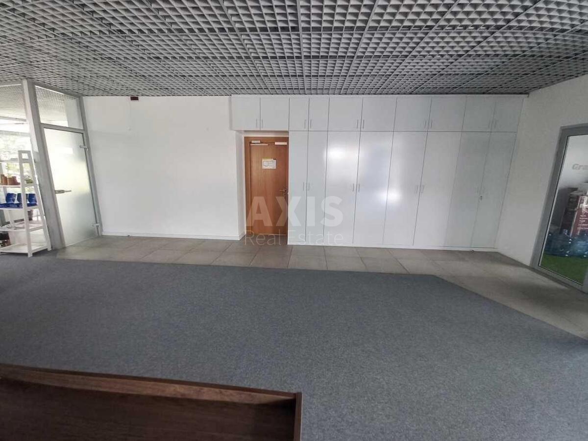 Office vul. Kryvoriz'ka 11, 170m24