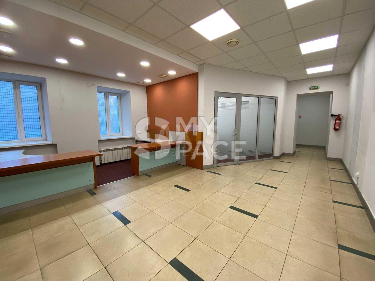 Объект торговли ул. Ярославская 47/29, 179м2635181