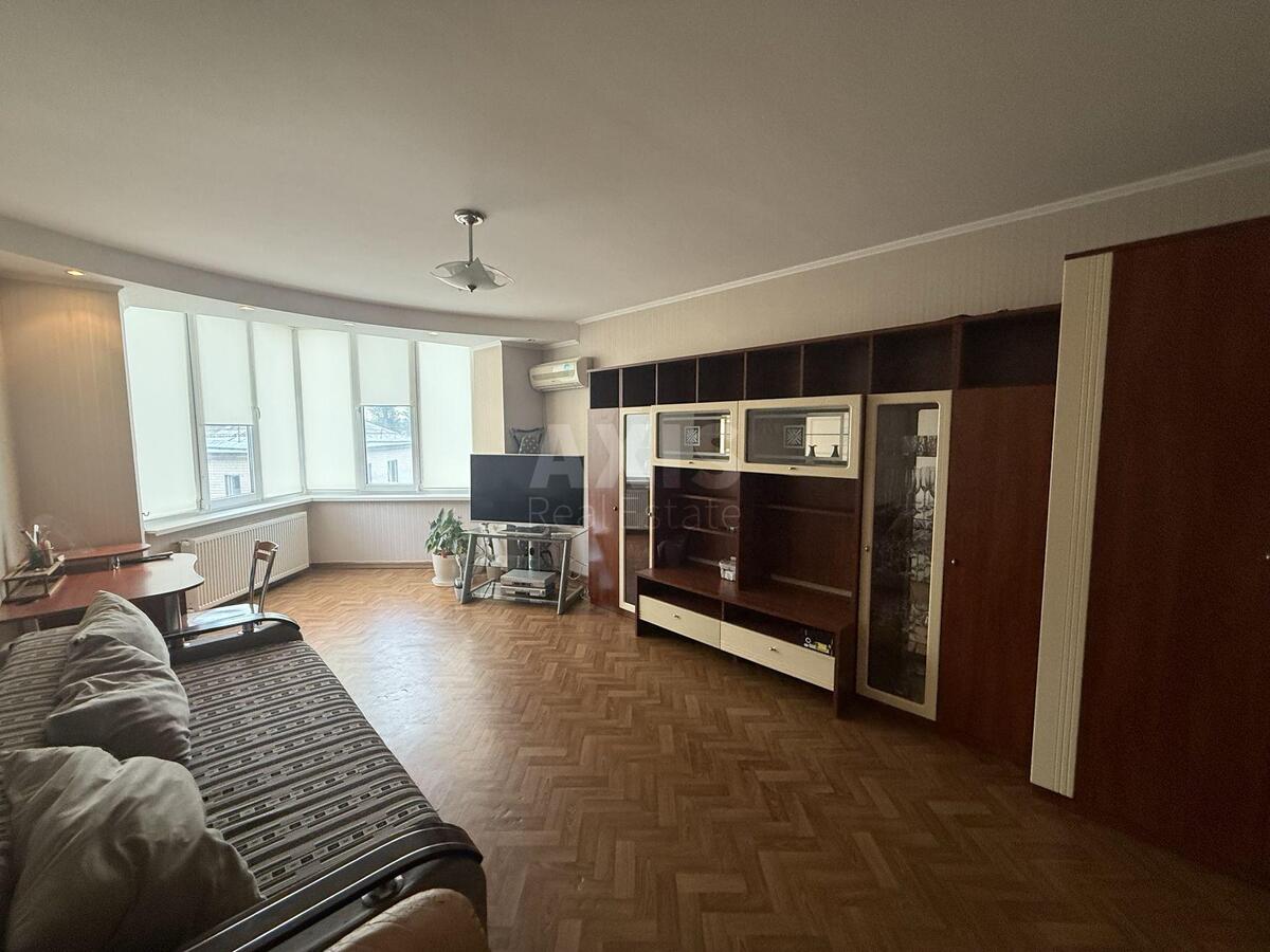 2k apartment vul. Hmel'nyc'ka 102