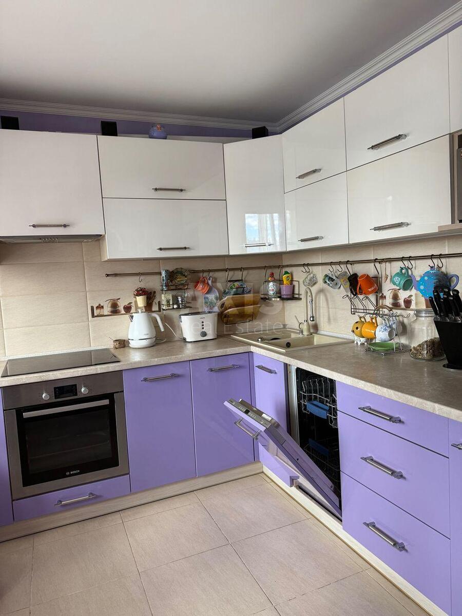 3k apartment vul. Geroi'v Dnipra 380