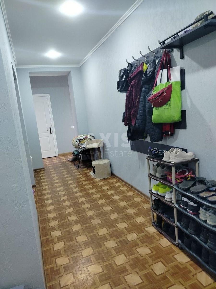 3k apartment vul. Alma-Atyns'ka 41А5