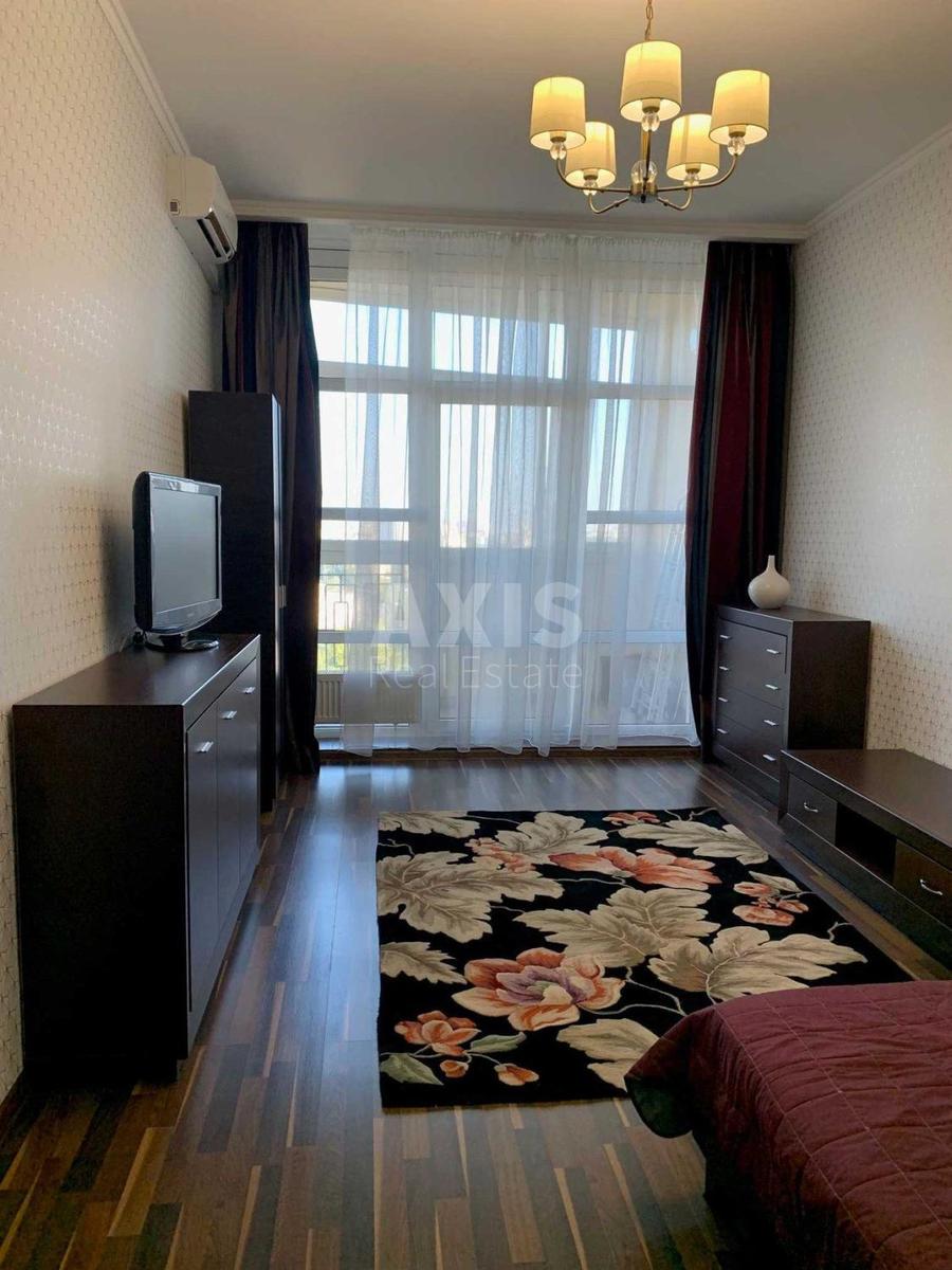 1k apartment vul. Parkovo-Syrec'ka 4Б2